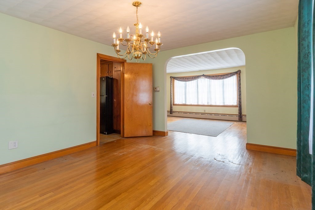 7 Grant Road Winchester, MA 01890 - Photo 8 of 39 Gallery Image 8
