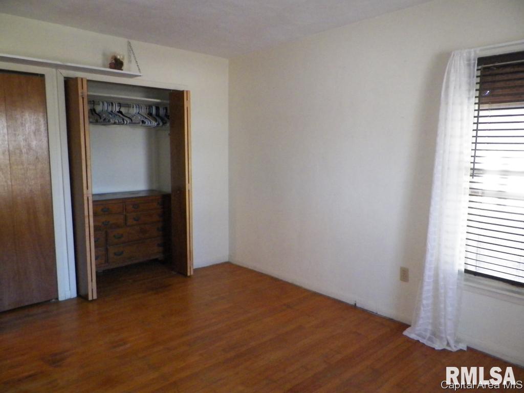 231 South Center Street Oneida, IL 61467 - Photo 21 of 31 Gallery Image 21