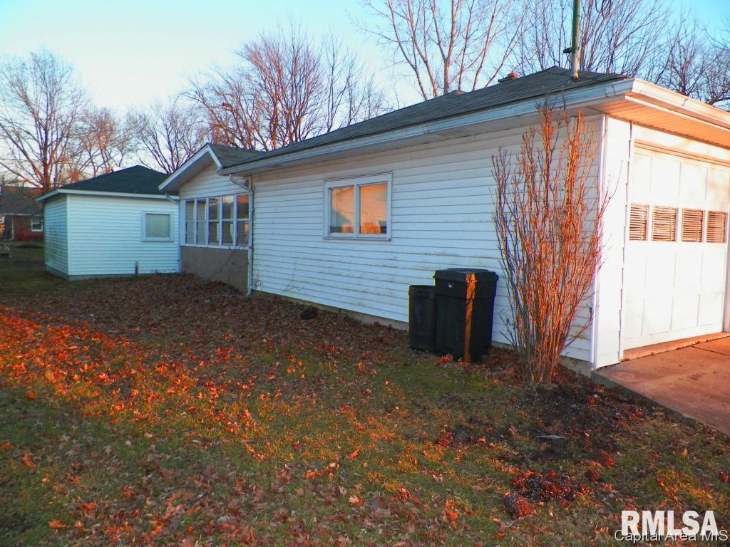 231 South Center Street Oneida, IL 61467 - Photo 31 of 31 Gallery Image 31