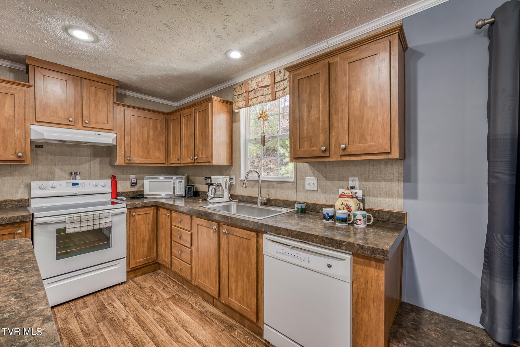 325 Anderson Road Johnson City, TN 37601 - Photo 14 of 57 325 Anderson Rd 13