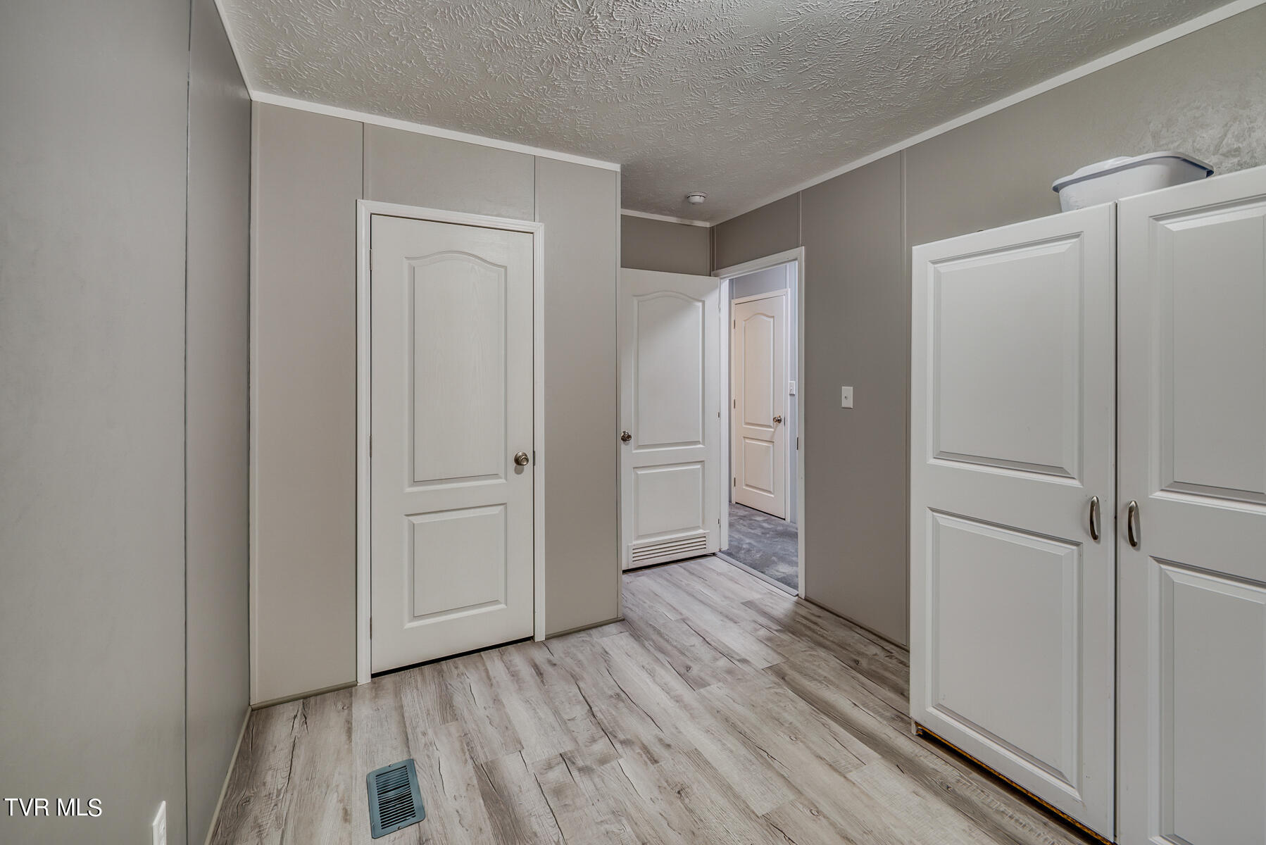 325 Anderson Road Johnson City, TN 37601 - Photo 25 of 57 325 Anderson Rd 25