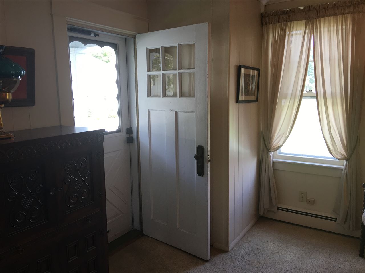 44 Bellevue Avenue Rutland, VT 05701 - Photo 11 of 28
