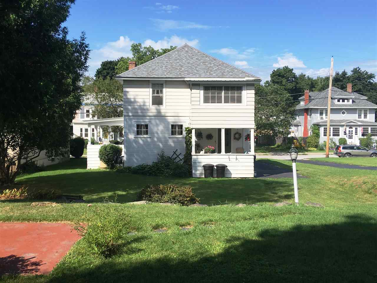 44 Bellevue Avenue Rutland, VT 05701 - Photo 3 of 28