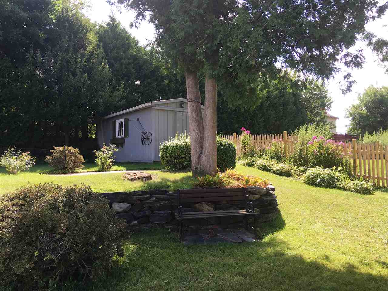 44 Bellevue Avenue Rutland, VT 05701 - Photo 26 of 28