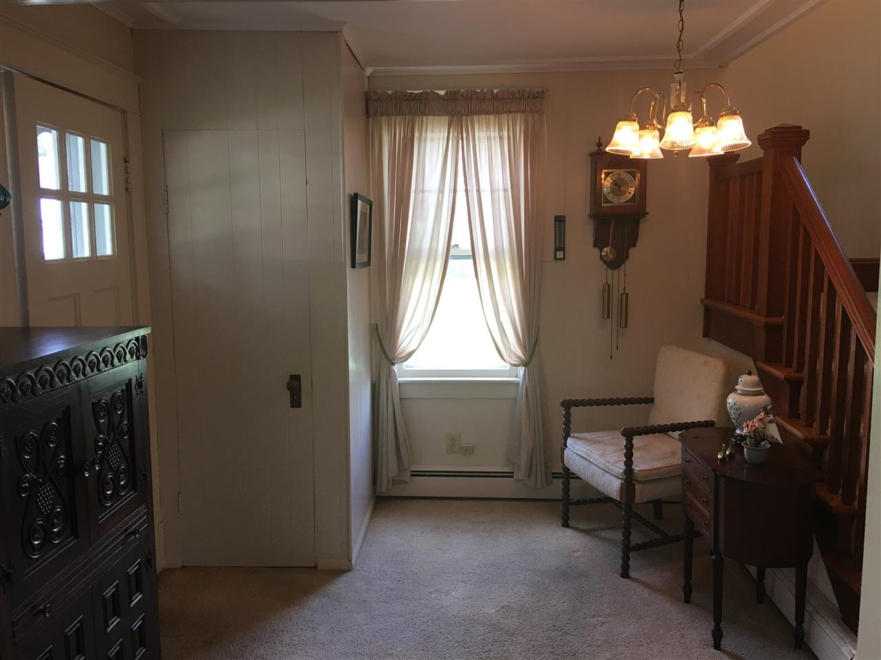 44 Bellevue Avenue Rutland, VT 05701 - Photo 4 of 28