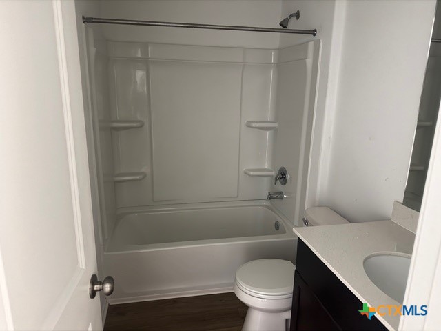 460 Marty Allen Loop Jarrell, TX 76537 - Photo 7 of 11 Bathroom 2