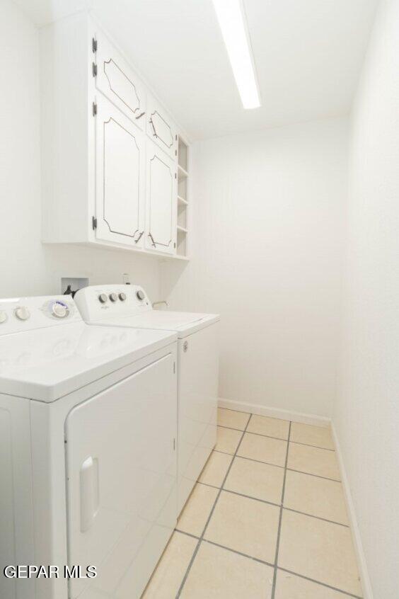 6240 Cibolo Court El Paso, TX 79905 - Photo 17 of 50 a utility room with dryer and washer