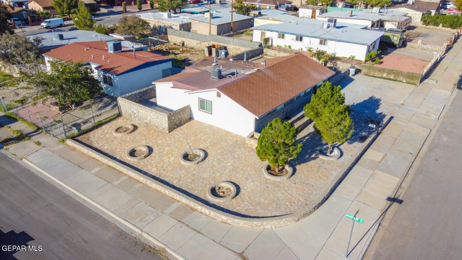 6240 Cibolo Court El Paso, TX 79905 - Photo 5 of 50 an aerial view of a swimming pool