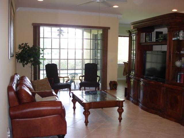 52 Lancaster Road Boynton Beach, FL 33426 - Photo 3 of 32 DSC02692