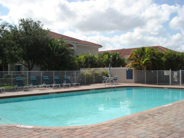 52 Lancaster Road Boynton Beach, FL 33426 - Photo 31 of 32 DSC02720
