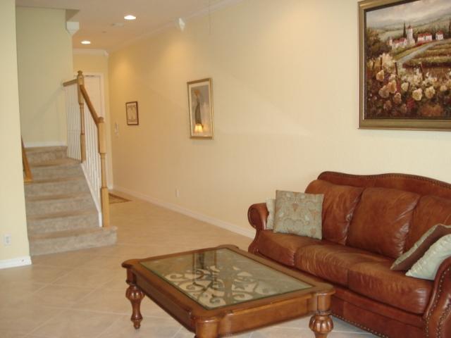 52 Lancaster Road Boynton Beach, FL 33426 - Photo 4 of 32 DSC02693