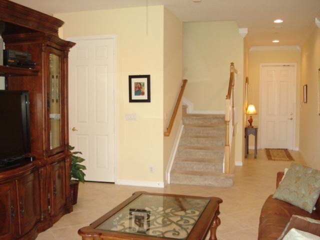 52 Lancaster Road Boynton Beach, FL 33426 - Photo 5 of 32 DSC02694