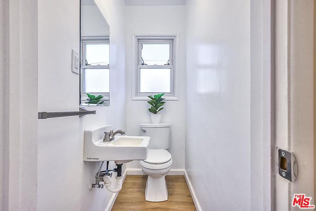 3003 Sentney Avenue Culver City, CA 90232 - Photo 13 of 26