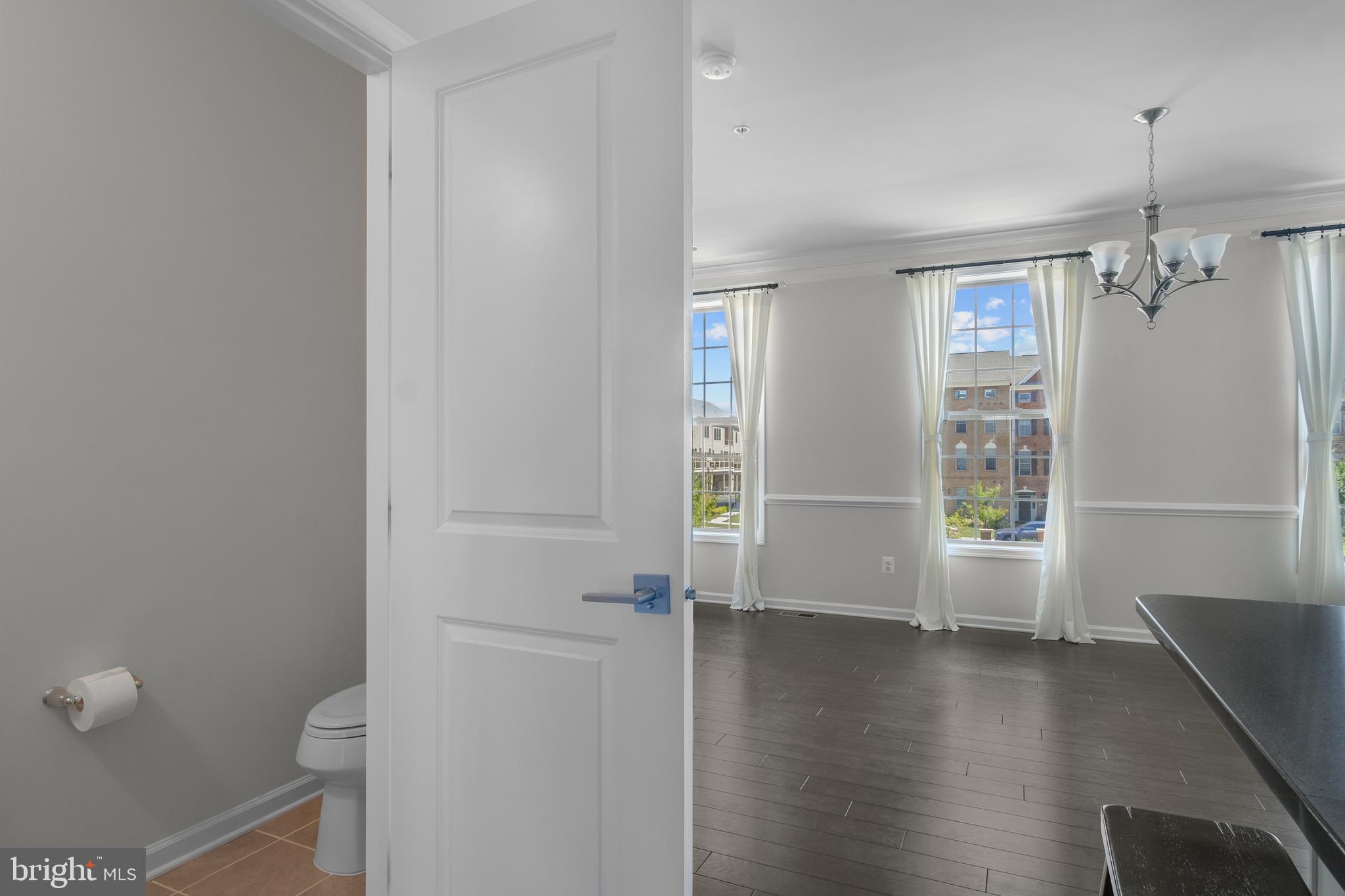 22487 Naugatuck Square Ashburn, VA 20148 - Photo 15 of 45