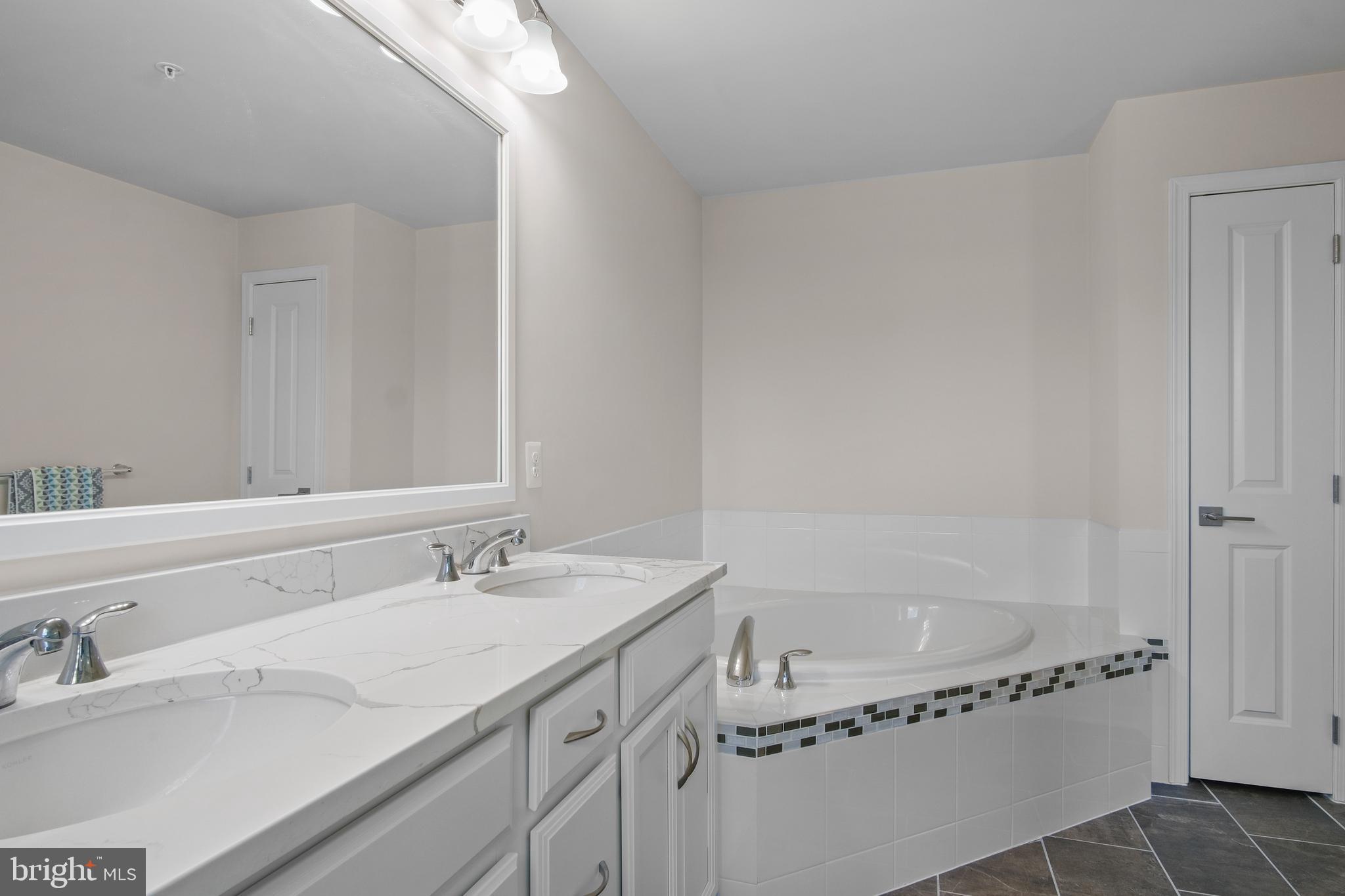 22487 Naugatuck Square Ashburn, VA 20148 - Photo 25 of 45