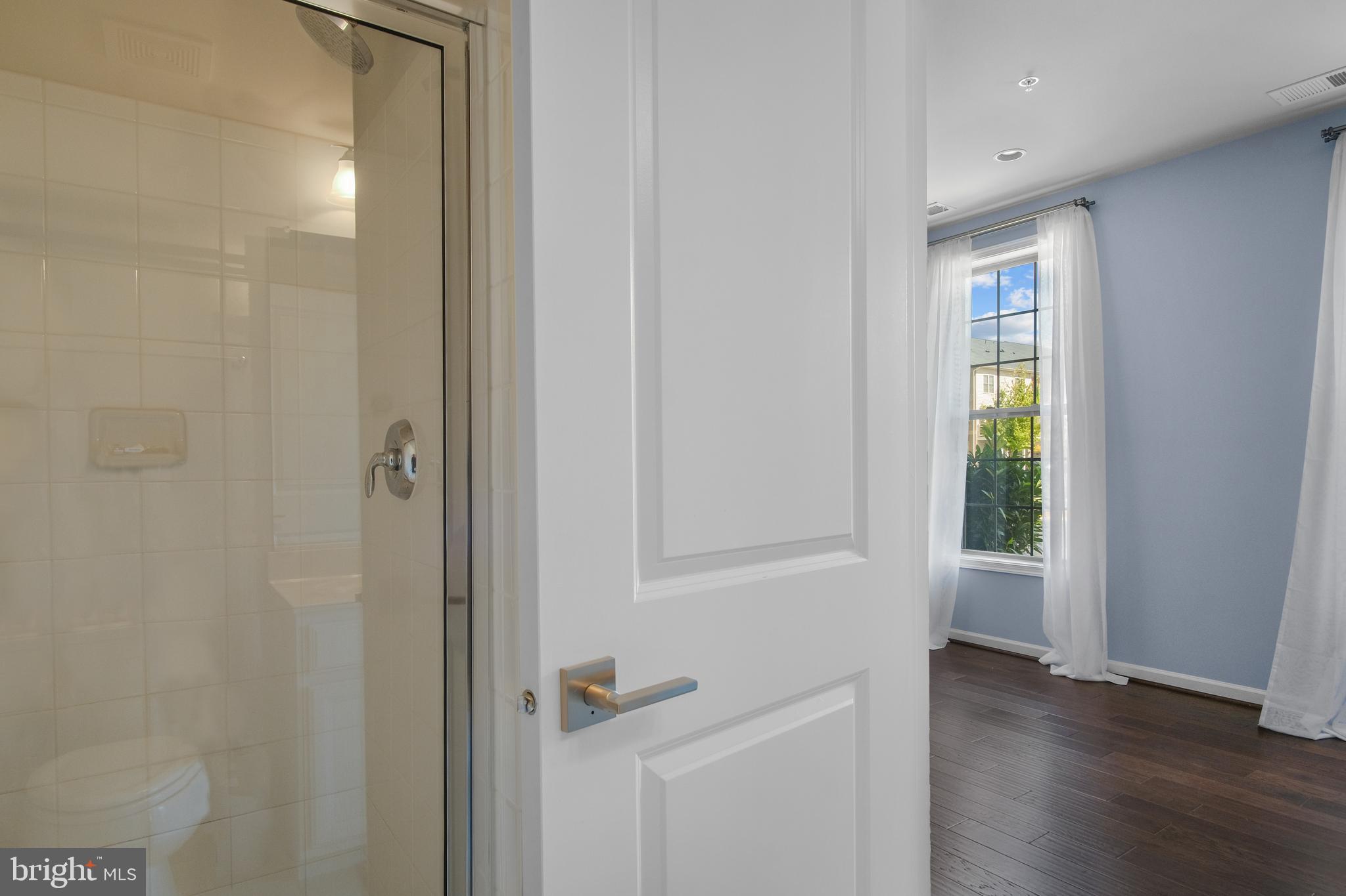 22487 Naugatuck Square Ashburn, VA 20148 - Photo 41 of 45