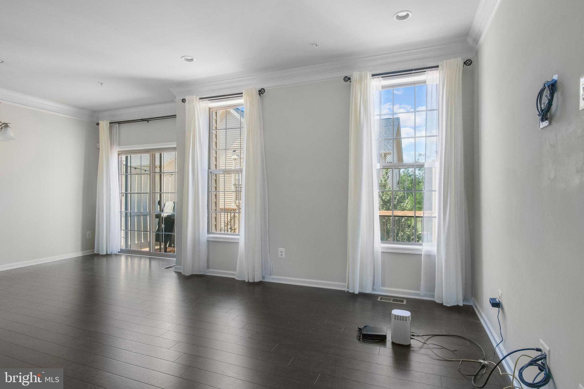 22487 Naugatuck Square Ashburn, VA 20148 - Photo 7 of 45