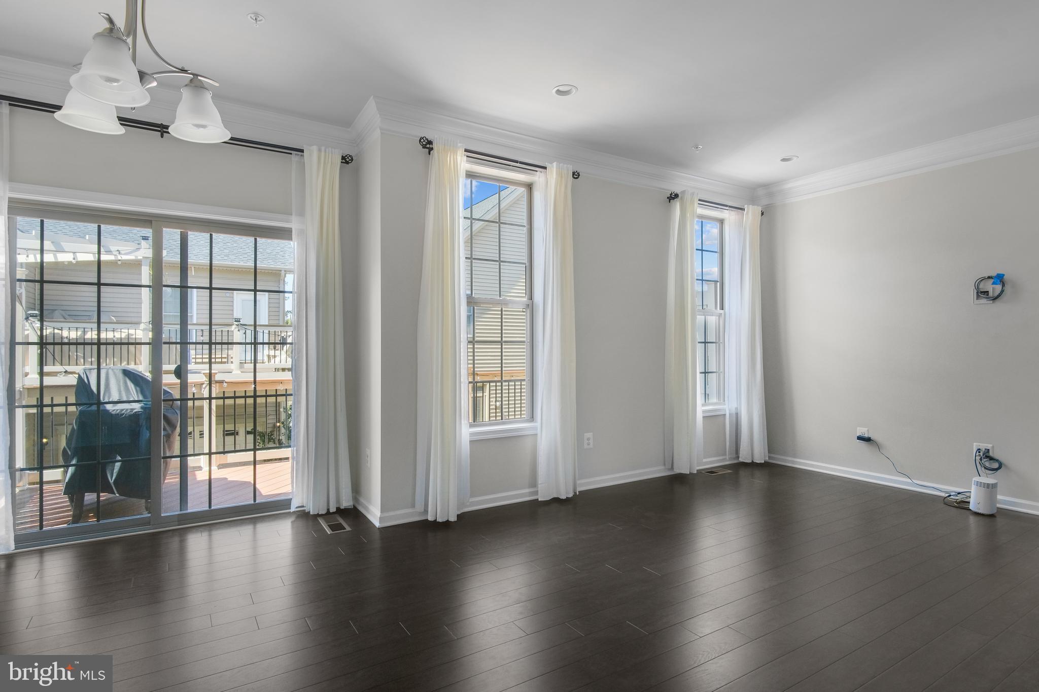 22487 Naugatuck Square Ashburn, VA 20148 - Photo 8 of 45