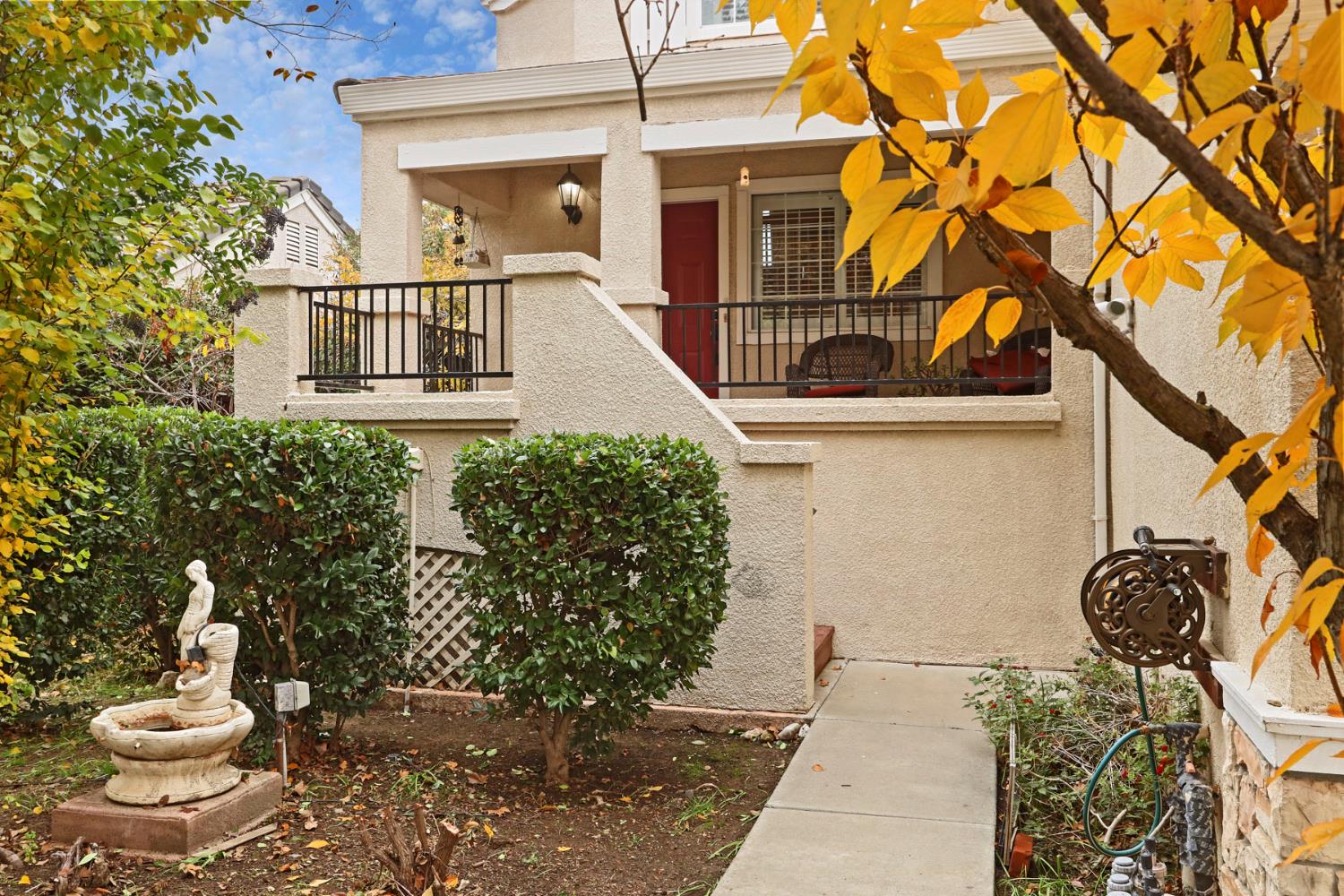 1601 Spring Court Tracy, CA 95376 - Photo 4 of 49 a house view with a outdoor space