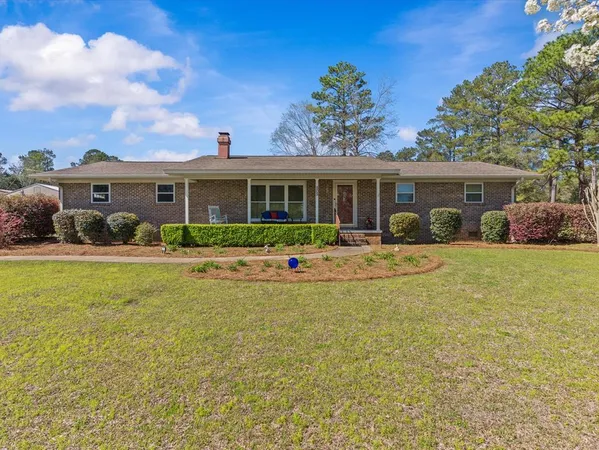$355,000 | 505 Beaver Creek Road, Dothan, AL 36303
