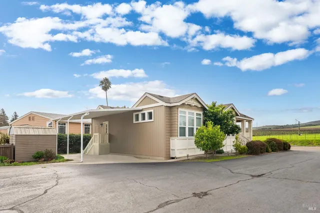 $399,900 | 132 Bear Flag Road, Sonoma, CA 95476