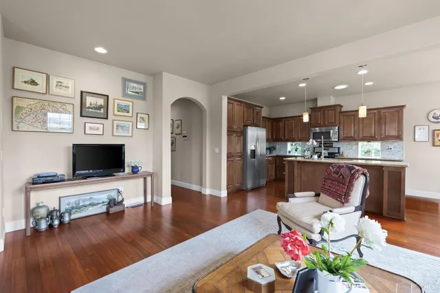 $399,900 | 132 Bear Flag Road, Sonoma, CA 95476