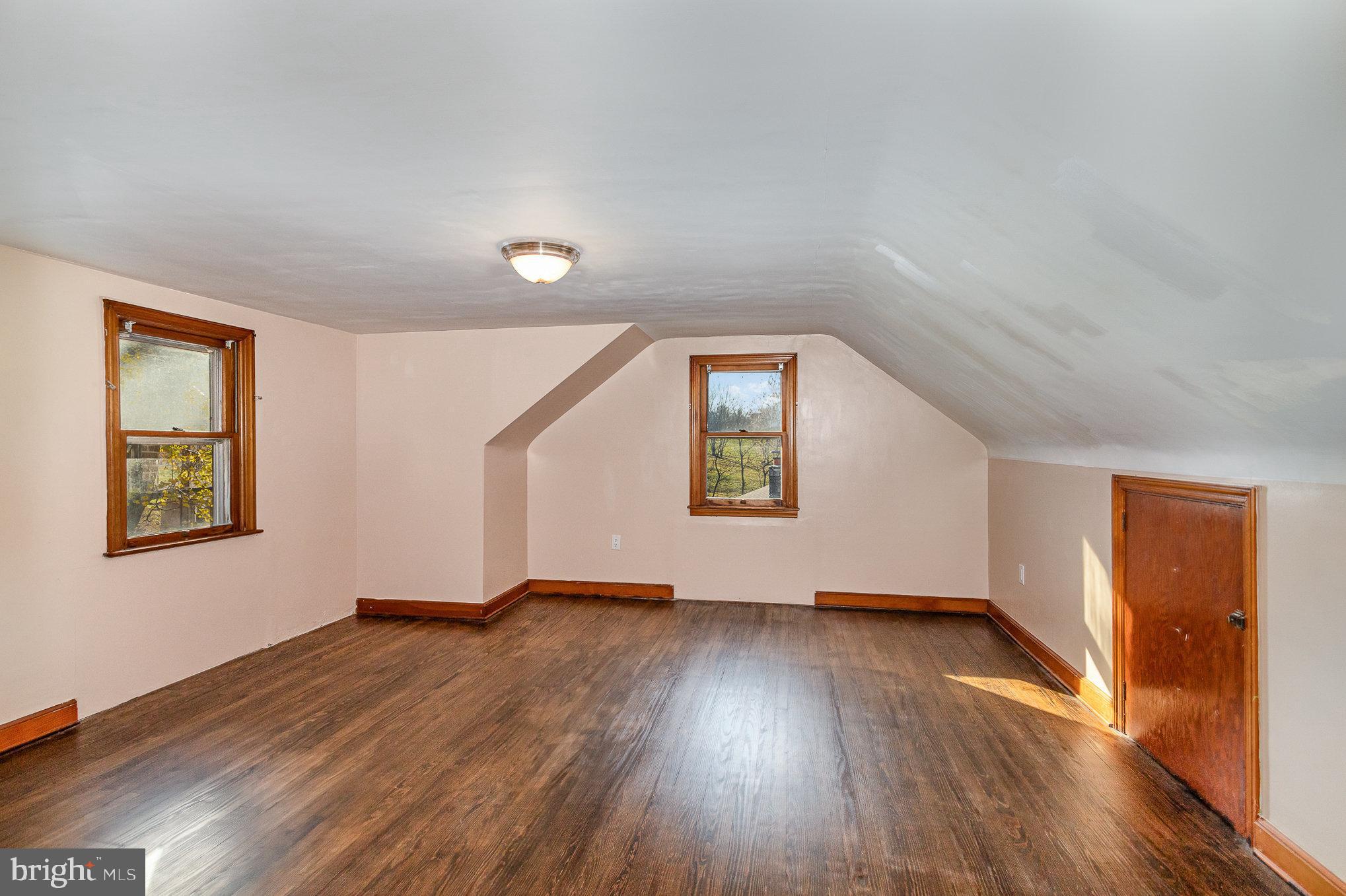 385 Long Road Mount Wolf, PA 17347 - Photo 19 of 29 Gallery Image 19