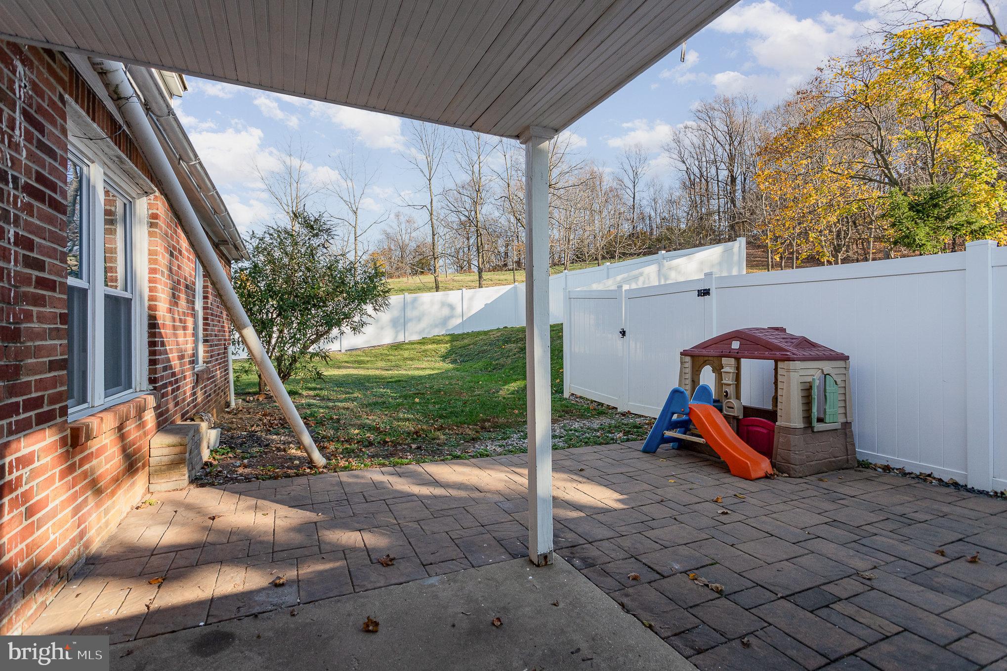 385 Long Road Mount Wolf, PA 17347 - Photo 26 of 29 Gallery Image 26