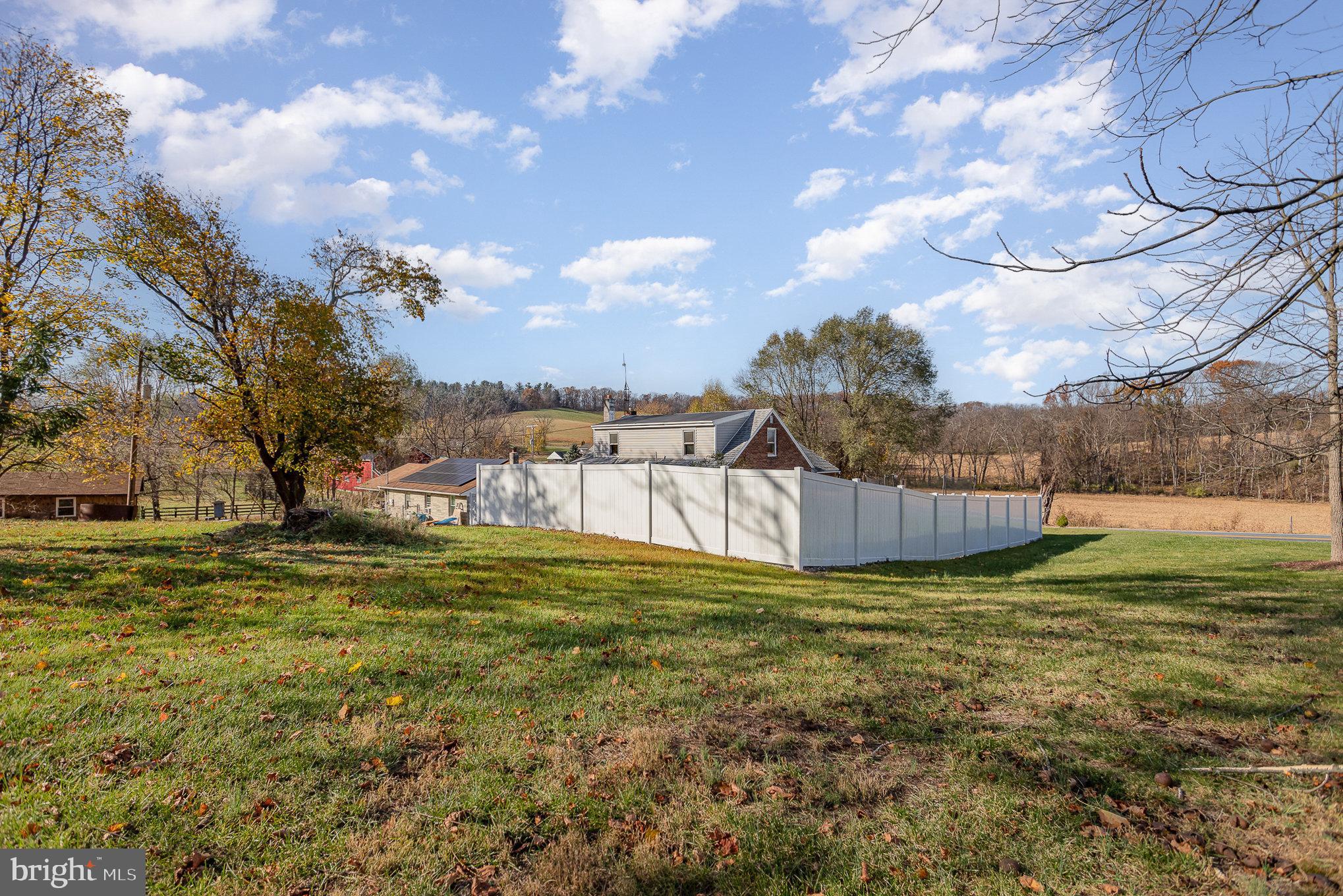 385 Long Road Mount Wolf, PA 17347 - Photo 27 of 29 Gallery Image 27