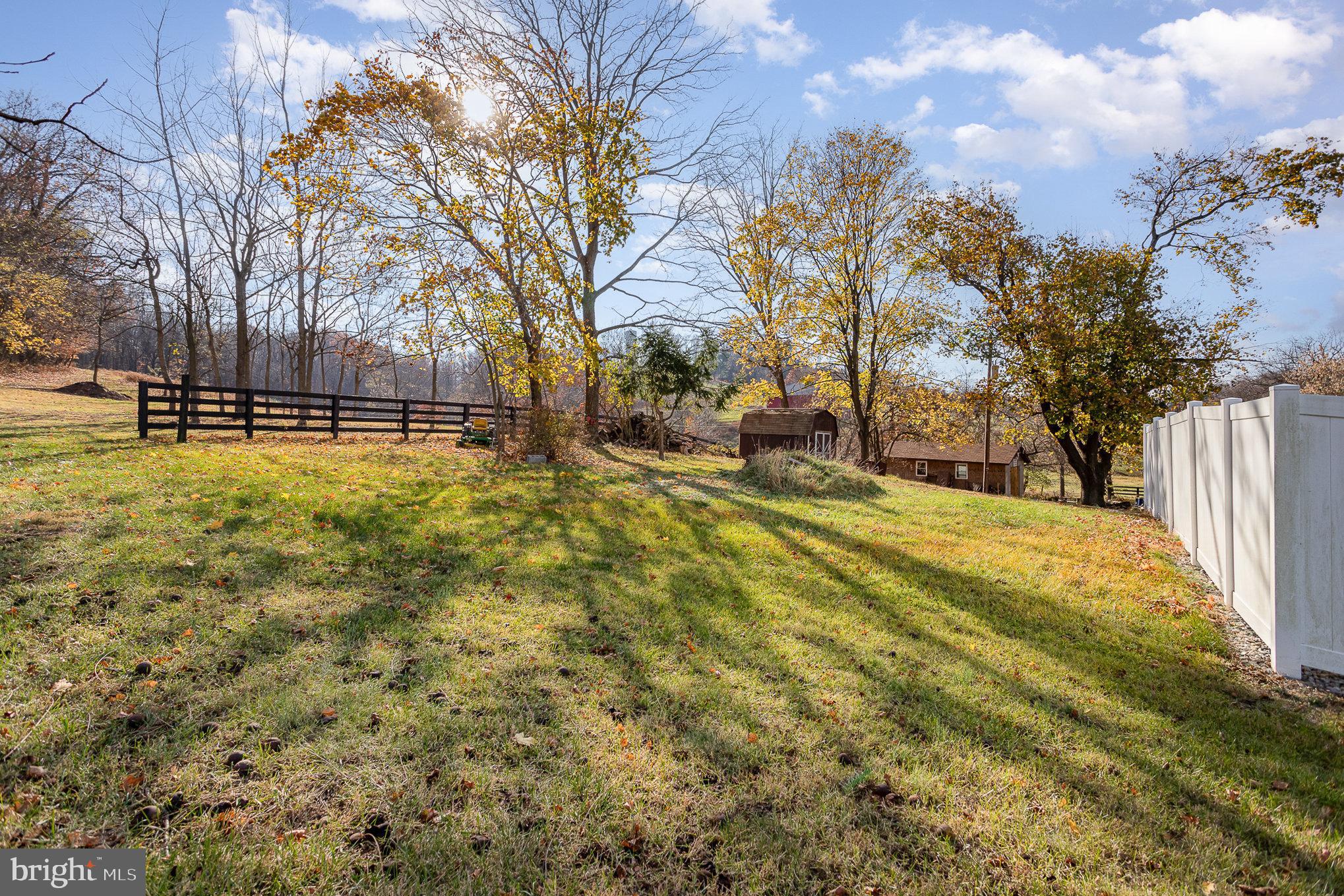385 Long Road Mount Wolf, PA 17347 - Photo 28 of 29 Gallery Image 28