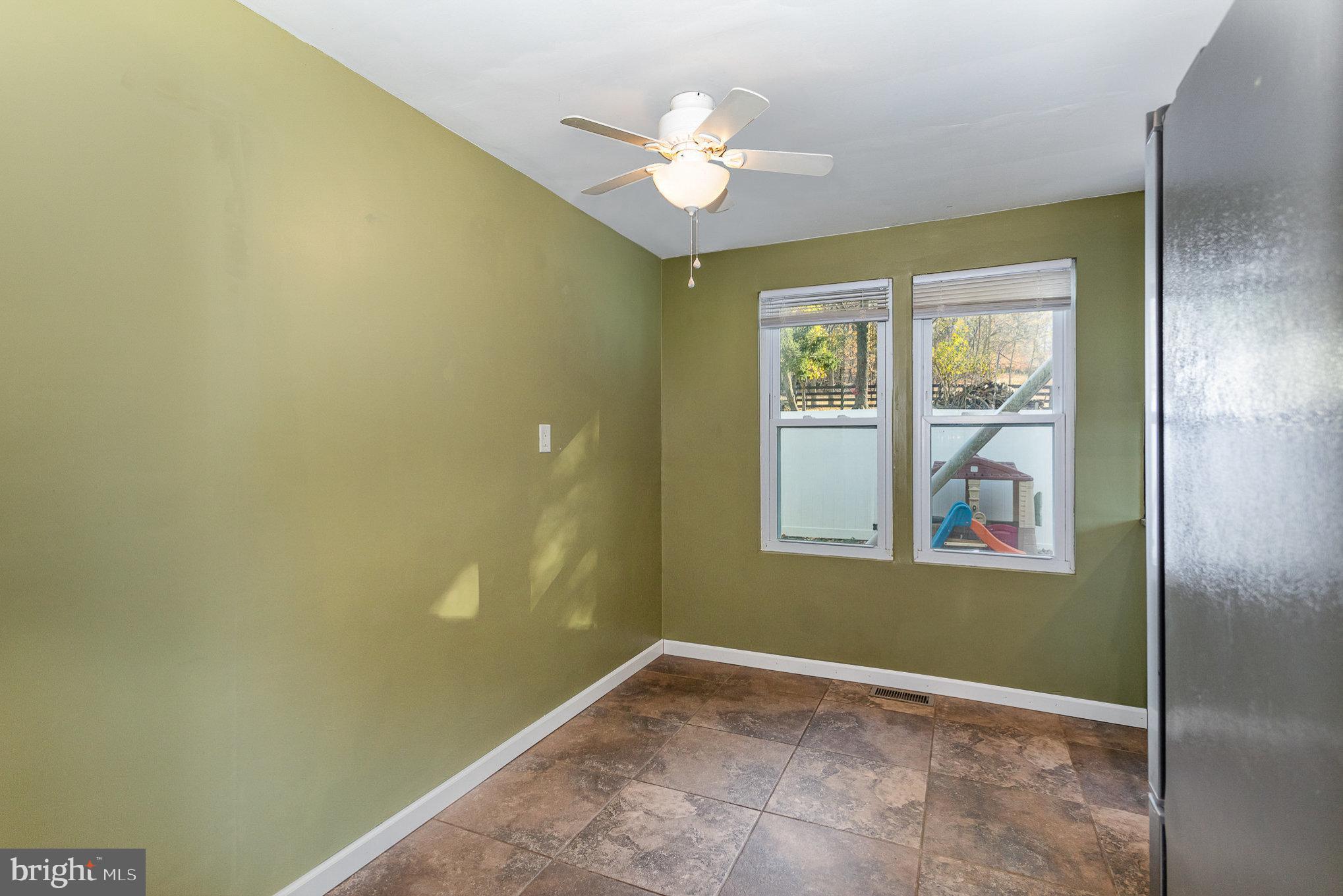 385 Long Road Mount Wolf, PA 17347 - Photo 8 of 29 Gallery Image 8