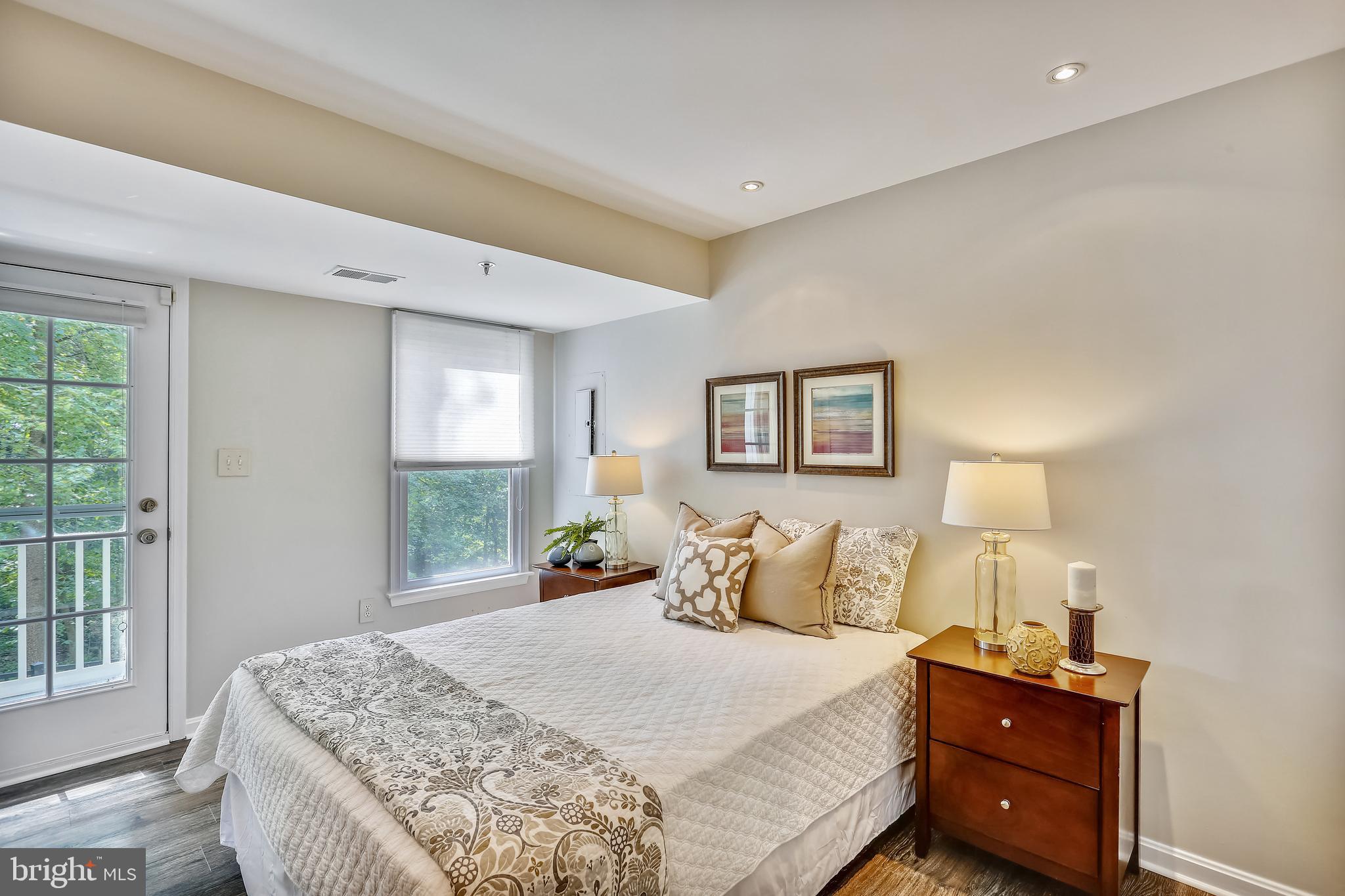 102 Ridgepoint Place Gaithersburg, MD 20878 - Photo 29 of 57 Versatile entry level bedroom w/access to porch