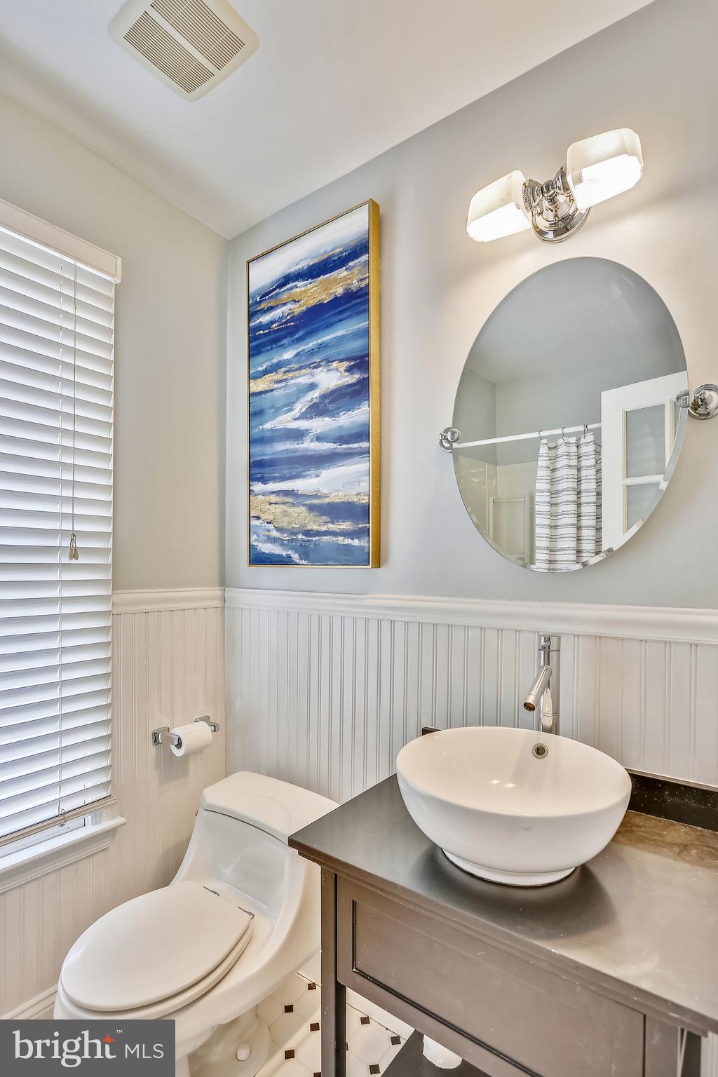 102 Ridgepoint Place Gaithersburg, MD 20878 - Photo 34 of 57 Renovated entry level full bath