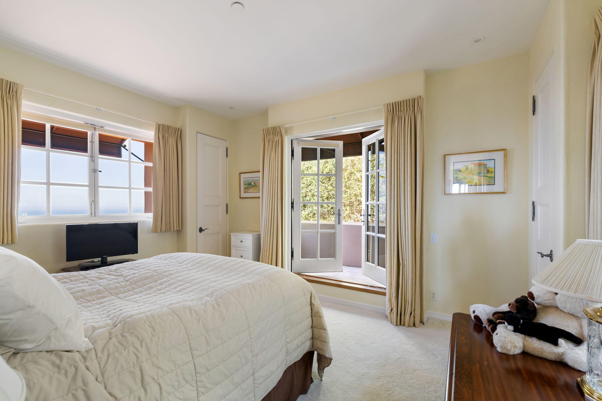 358 Woodley Road Montecito, CA 93108 - Photo 29 of 45 028