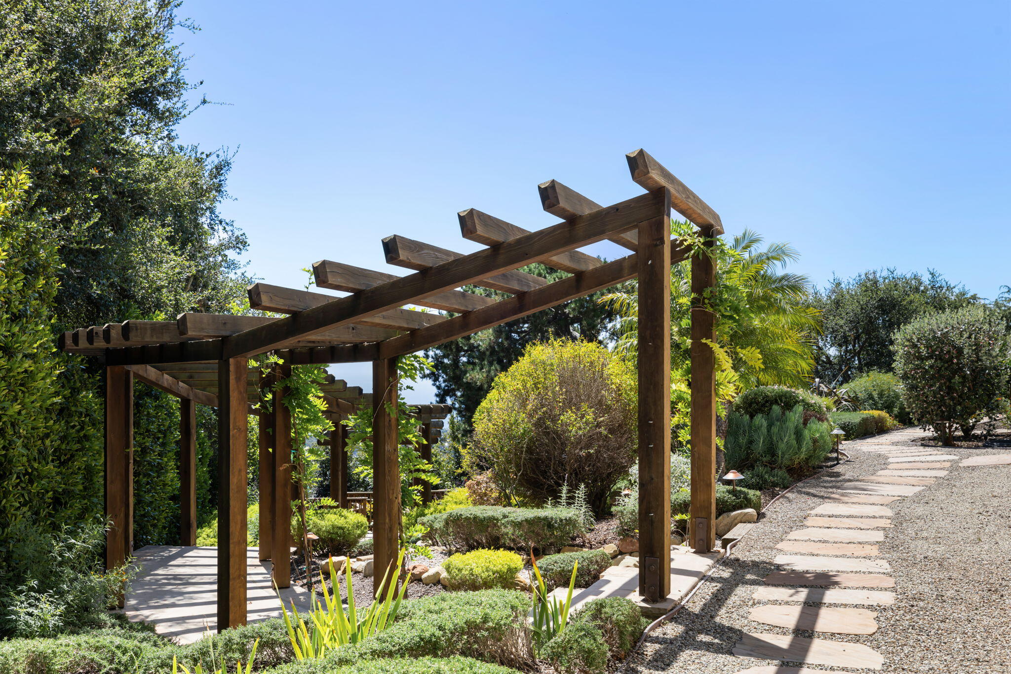 358 Woodley Road Montecito, CA 93108 - Photo 34 of 45 033