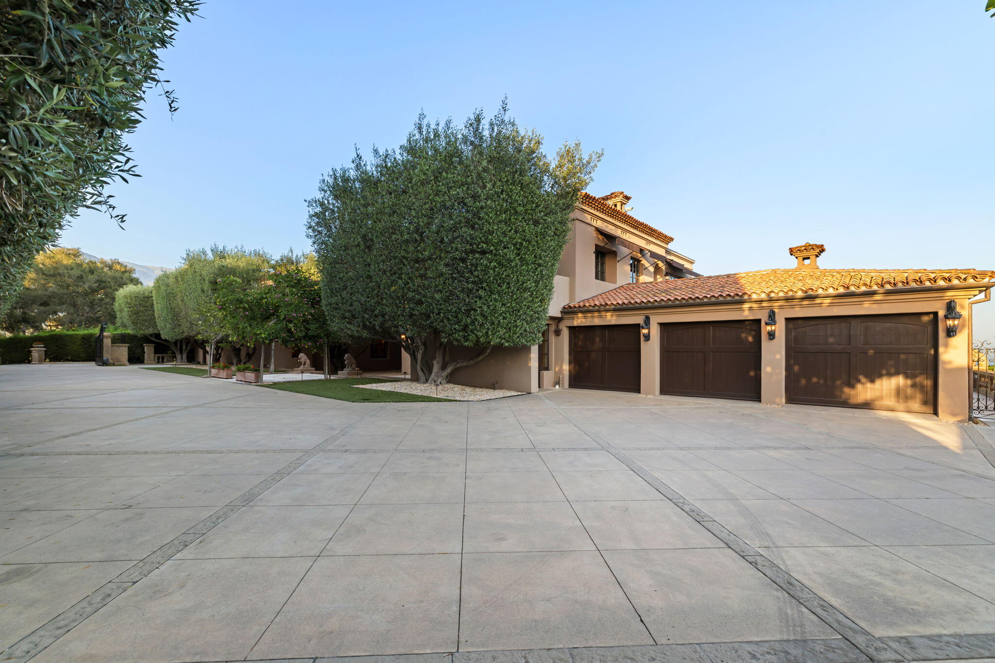 358 Woodley Road Montecito, CA 93108 - Photo 40 of 45 039)