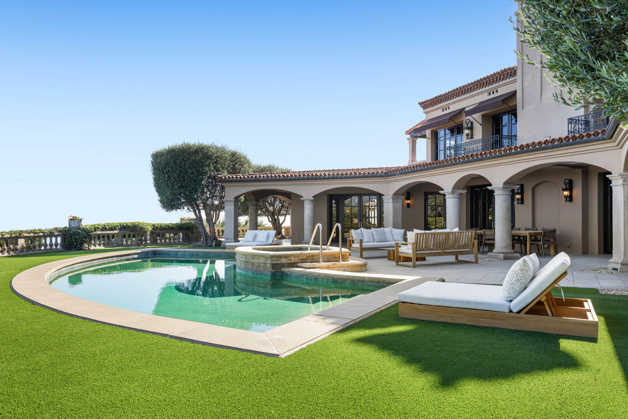 358 Woodley Road Montecito, CA 93108 - Photo 42 of 45 041