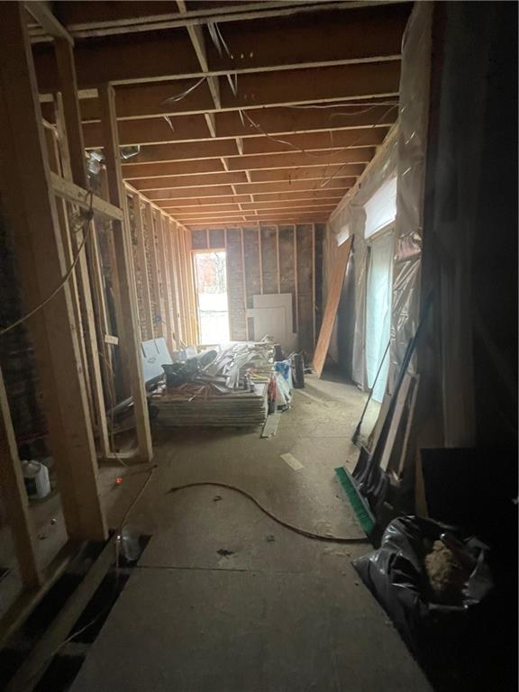 712 Armandale Street Pittsburgh, PA 15212 - Photo 12 of 12 a view of a room with gym equipment