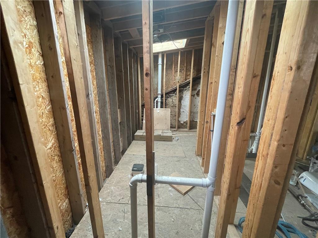 712 Armandale Street Pittsburgh, PA 15212 - Photo 6 of 12 a view of a balcony