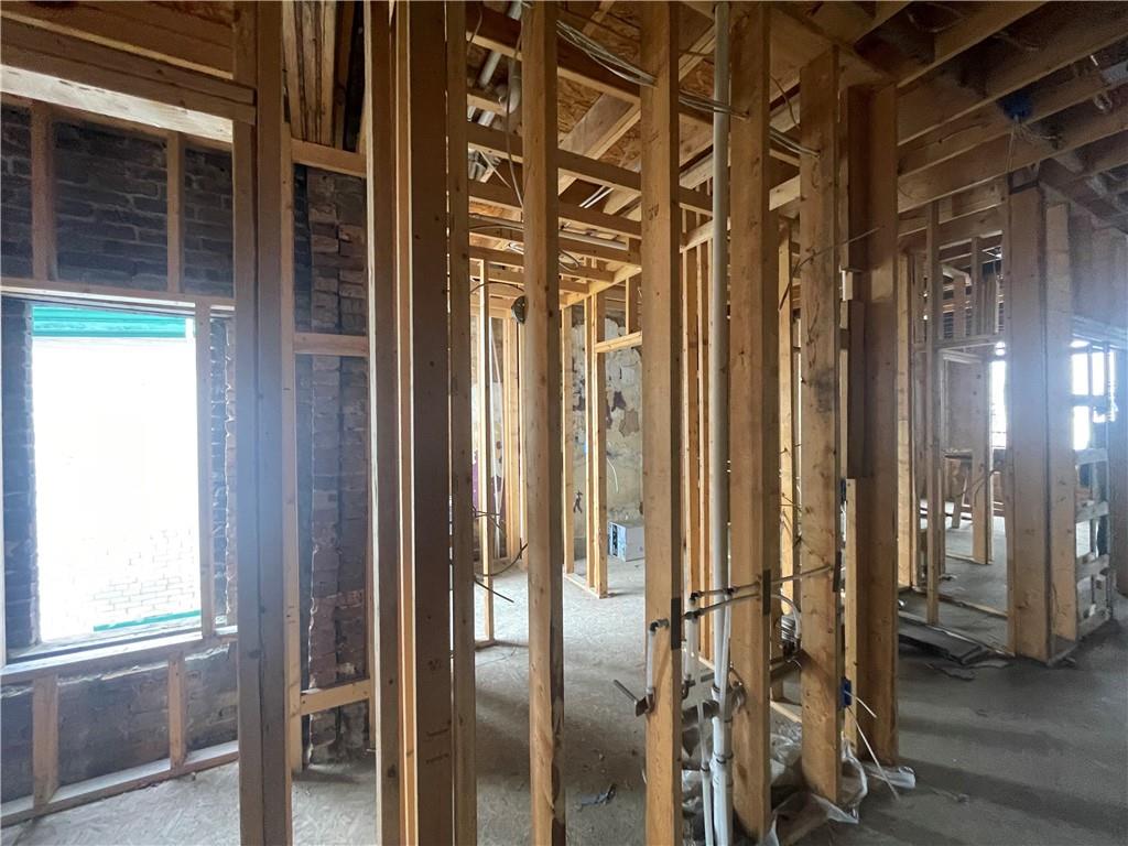 712 Armandale Street Pittsburgh, PA 15212 - Photo 9 of 12