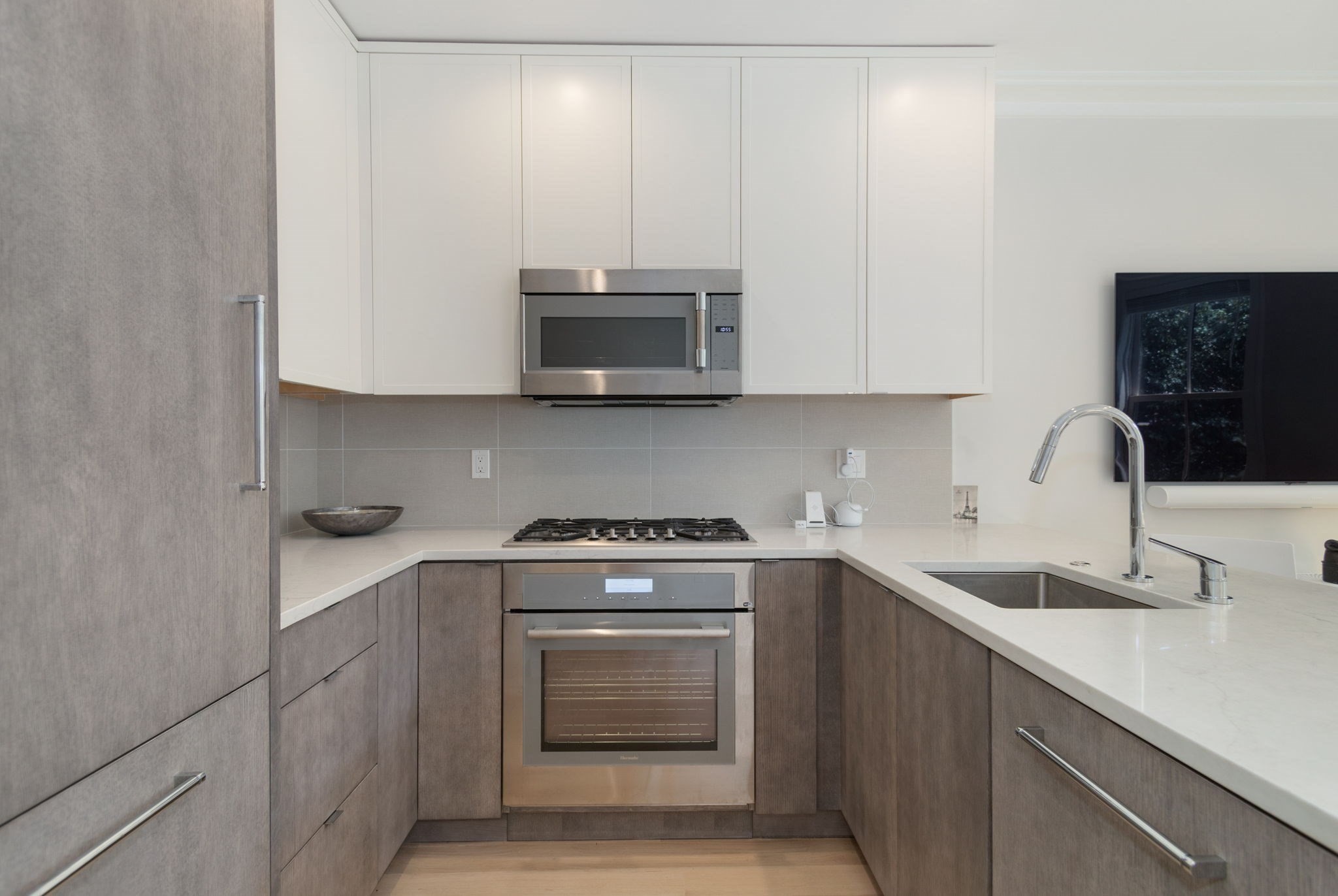 53 Rutland Square, Unit 2 Boston, MA 02118 - Photo 5 of 11 Gallery Image 5