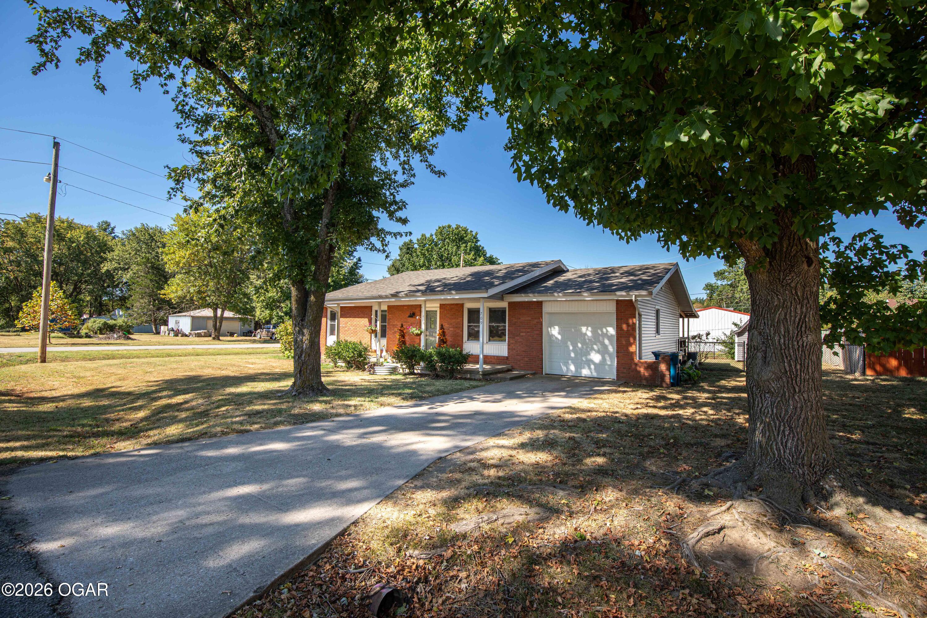 709 Arthur Aull Road Lamar, MO 64759 - Photo 7 of 41 Gallery Image 7