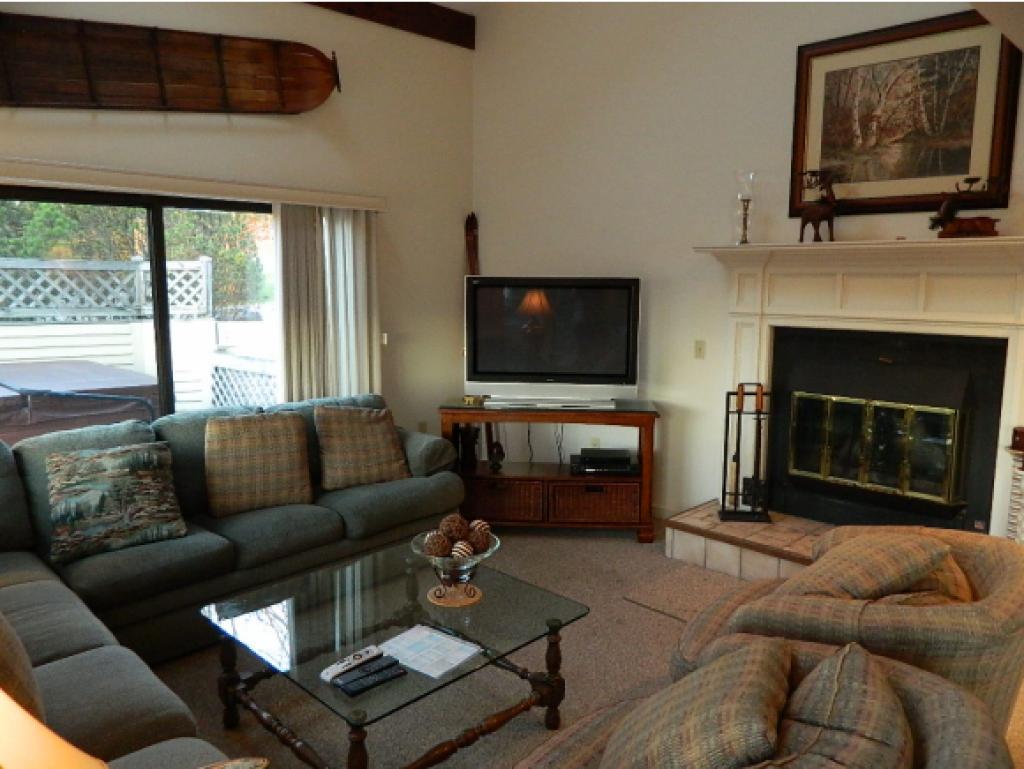 300 Taber Hill Road, Unit 2D Stowe, VT 05672 - Photo 6 of 21 Gallery Image 6