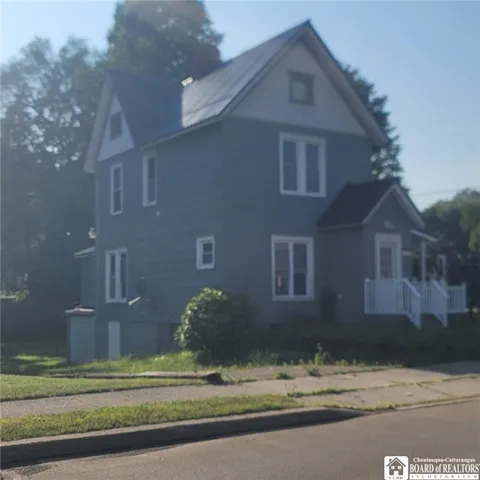 $80,000 | 10 McDaniel Avenue, Jamestown, NY 14701