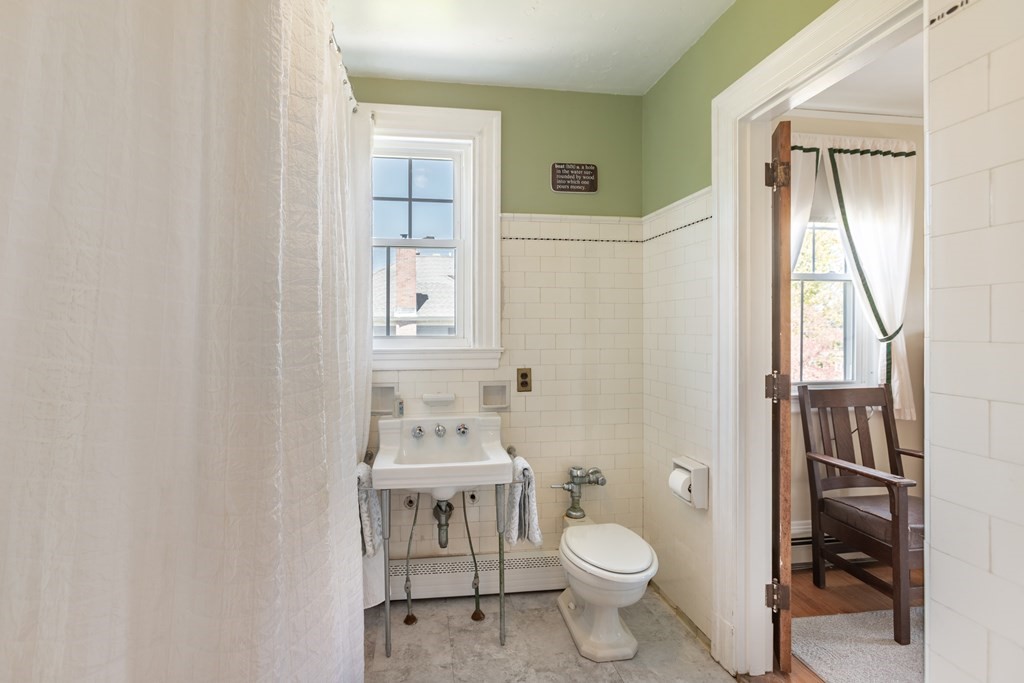 59 Raven Road Lowell, MA 01852 - Photo 17 of 35 Gallery Image 17
