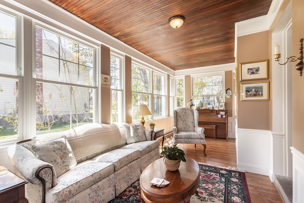 59 Raven Road Lowell, MA 01852 - Photo 6 of 35 Gallery Image 6