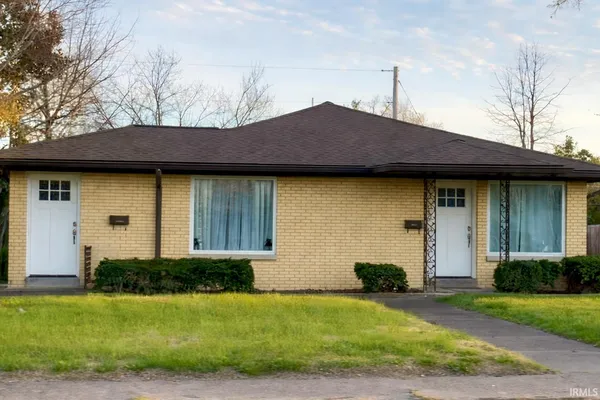$225,000 | 2161 Washington Avenue, Evansville, IN 47714