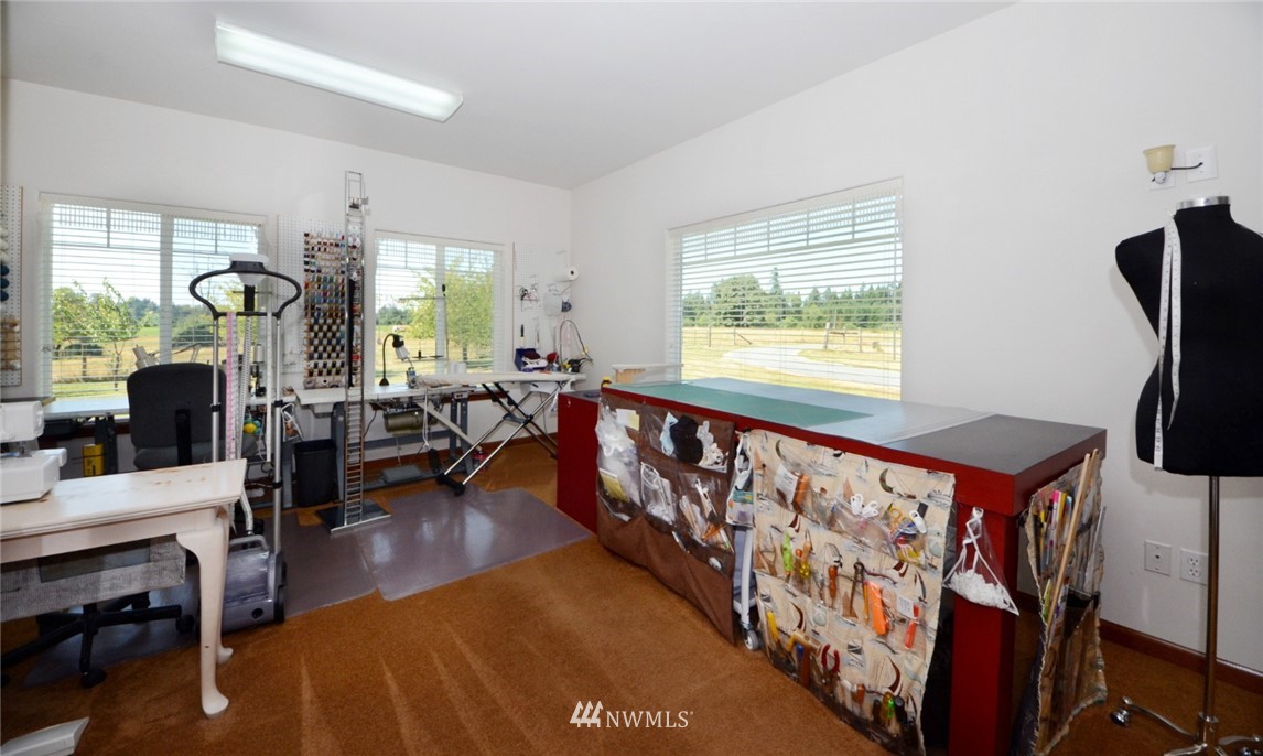 9445 Lundeen Road Southwest Rochester, WA 98579 - Photo 18 of 38 Gallery Image 18