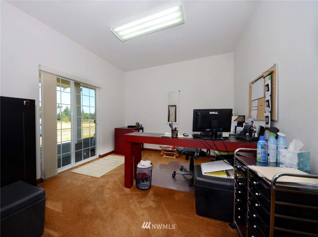 9445 Lundeen Road Southwest Rochester, WA 98579 - Photo 19 of 38 Gallery Image 19