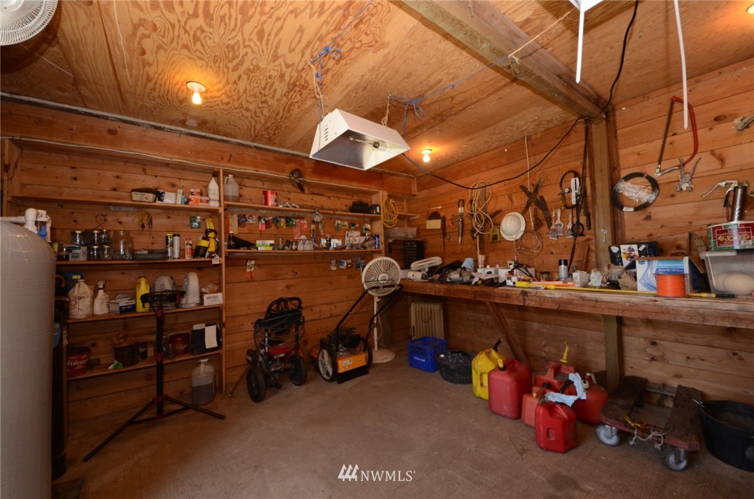 9445 Lundeen Road Southwest Rochester, WA 98579 - Photo 25 of 38 Gallery Image 25